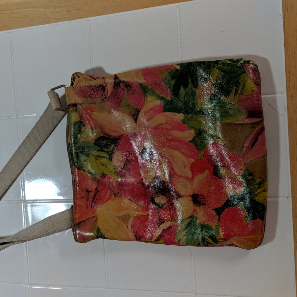 Maurizio Taiuti purse